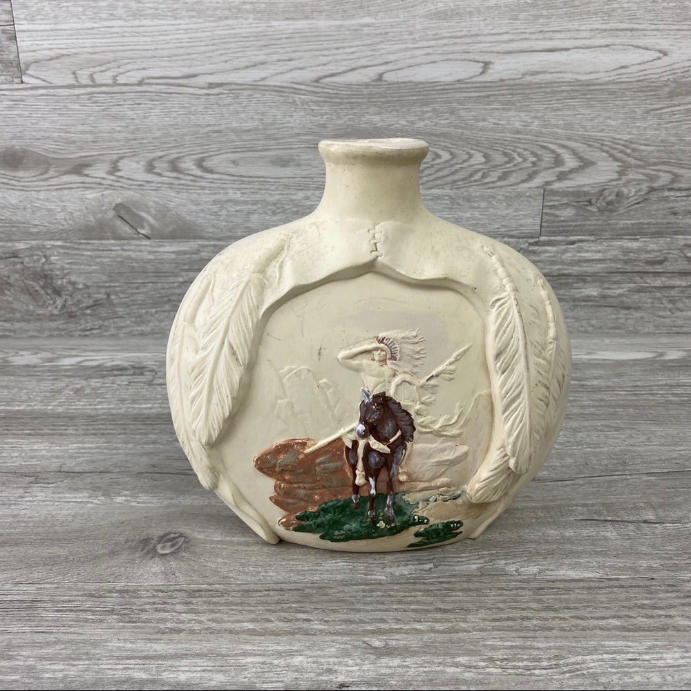 Vintage Indigenous Native American Ceramic Vase 81